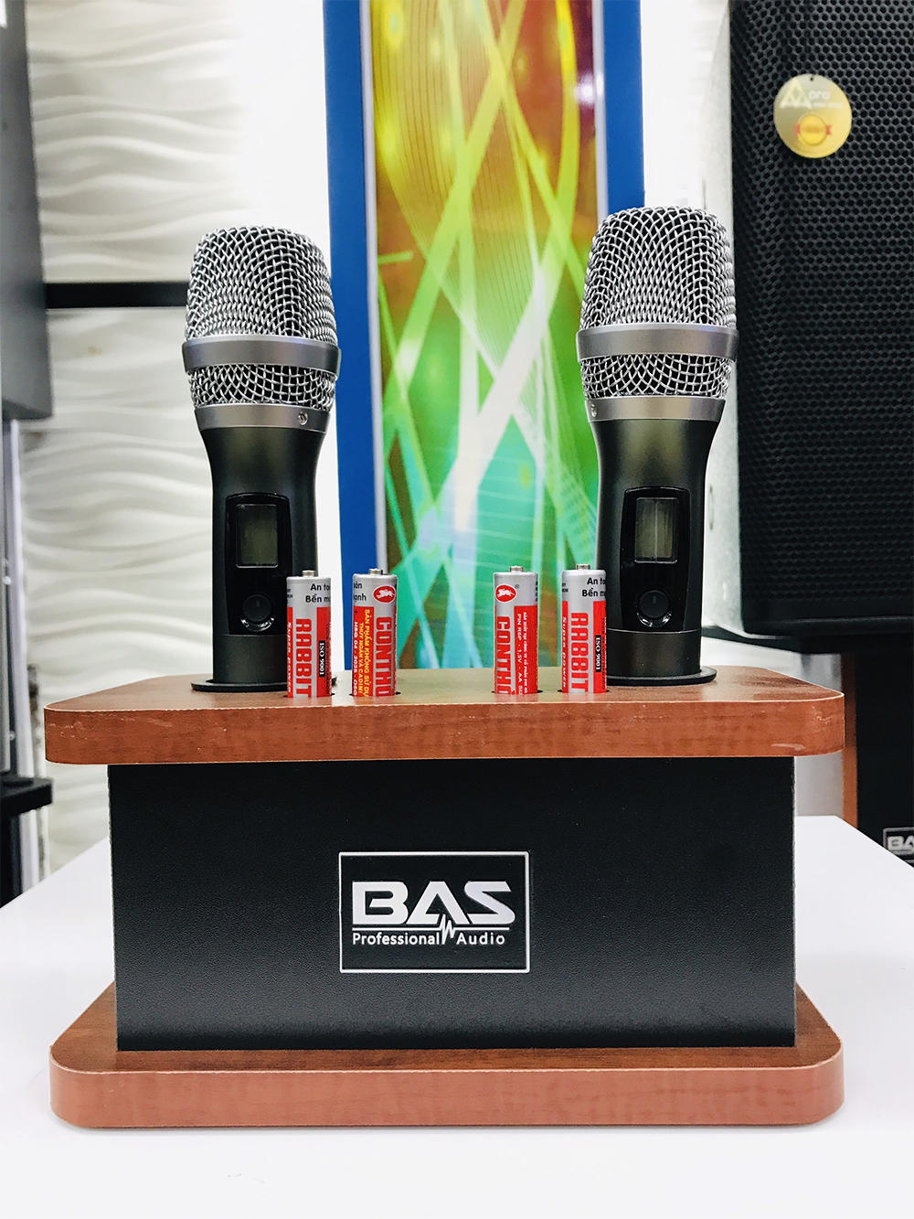 Hộp cắm micro karaoke không dây BAS02M, đế cắm micro để bàn chống rơi, lăn mic