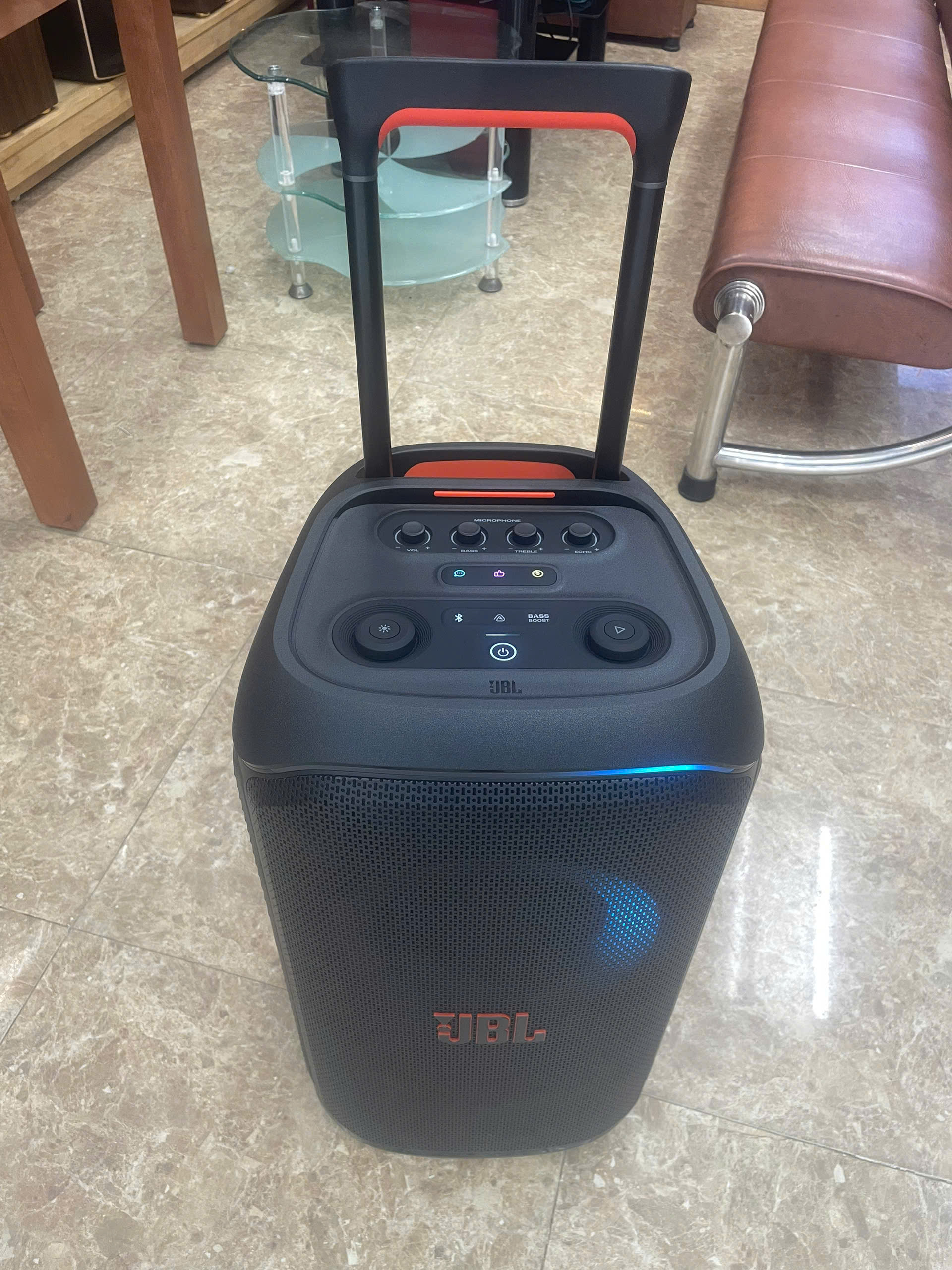 Loa JBL PartyBox Stage 320, Công Suất 240W, Pin 18h, AUX, Micro, Bluetooth 5.4