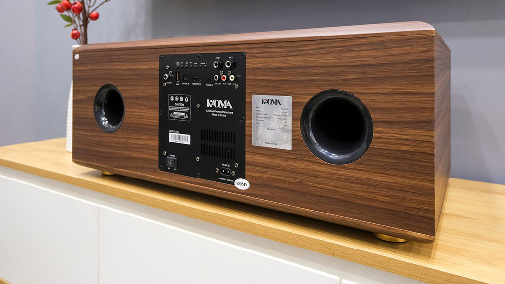 Dàn loa Kadma BS63 (công suất 240W, 2 mic, Điều khiển, Bluetooth, Optical, HDMI ARC)