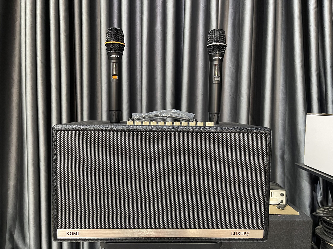 Loa di động KOMI LUXURY, bass 8", công suất 300W