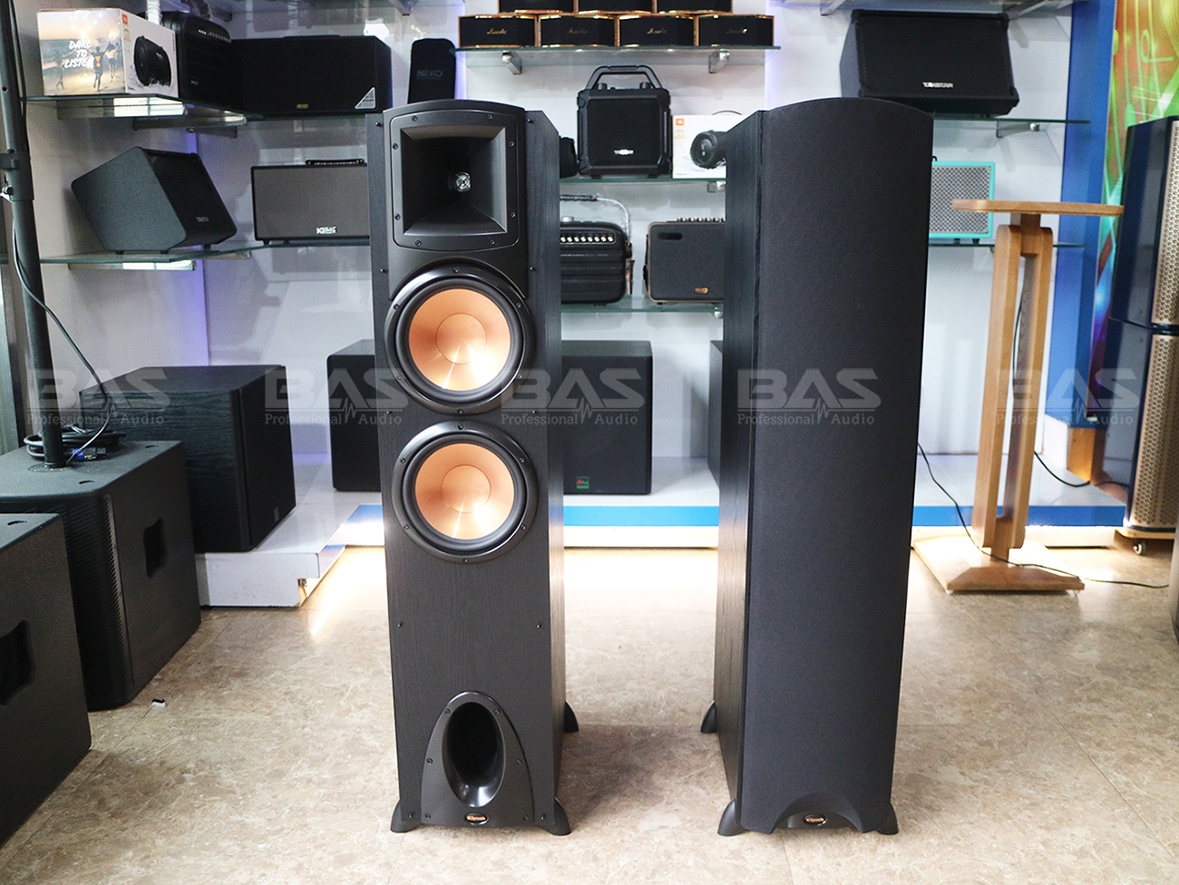 Loa đứng Klipsch Synergy Black Label F 300