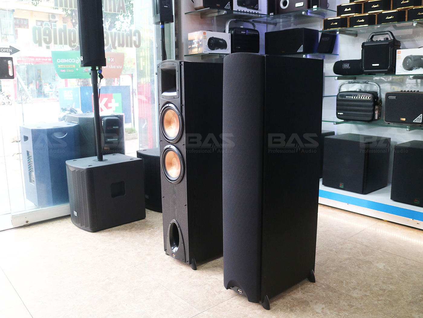 Loa đứng Klipsch Synergy Black Label F 300