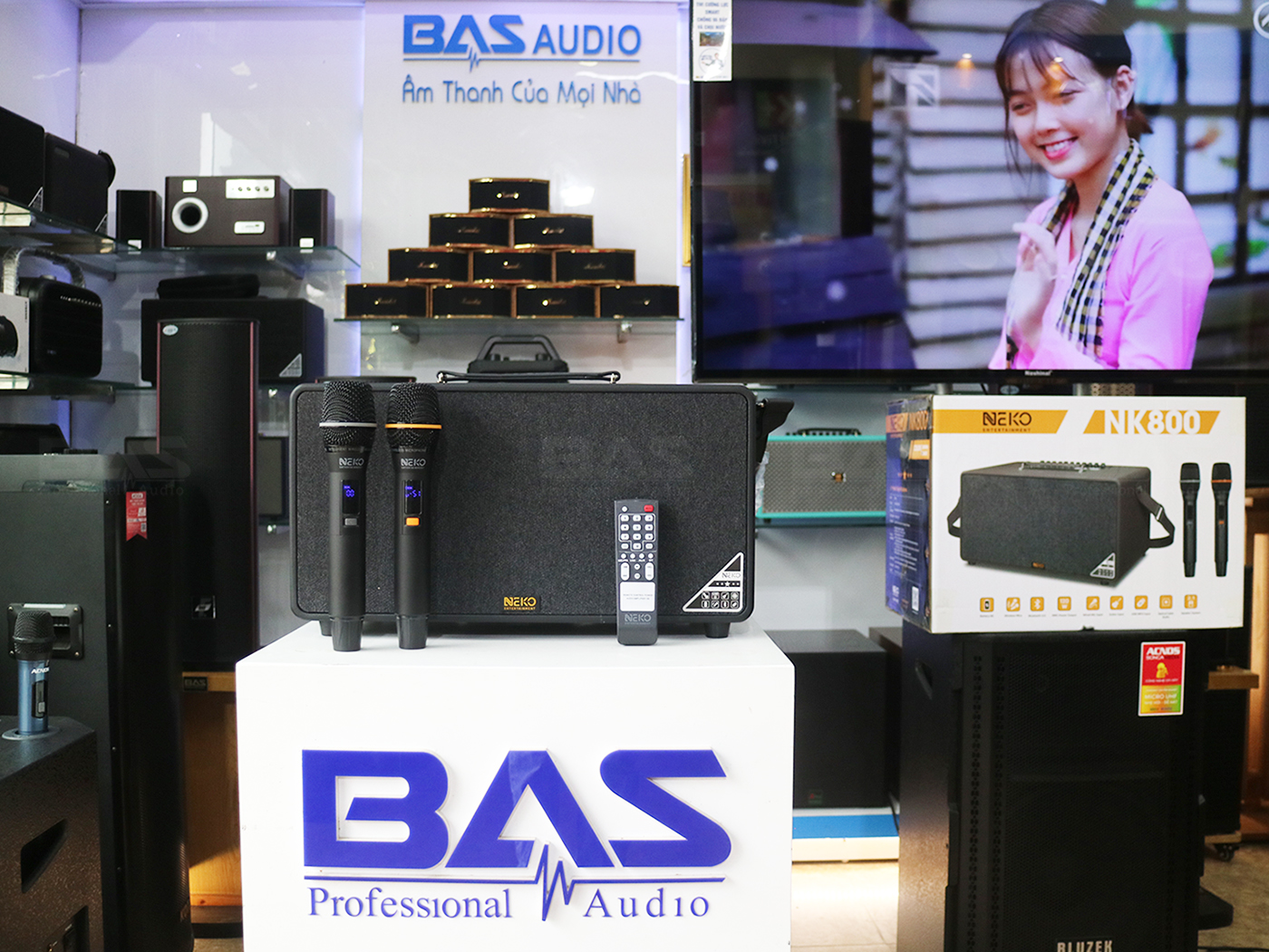 Loa karaoke di động xách tay NEKO NK800
