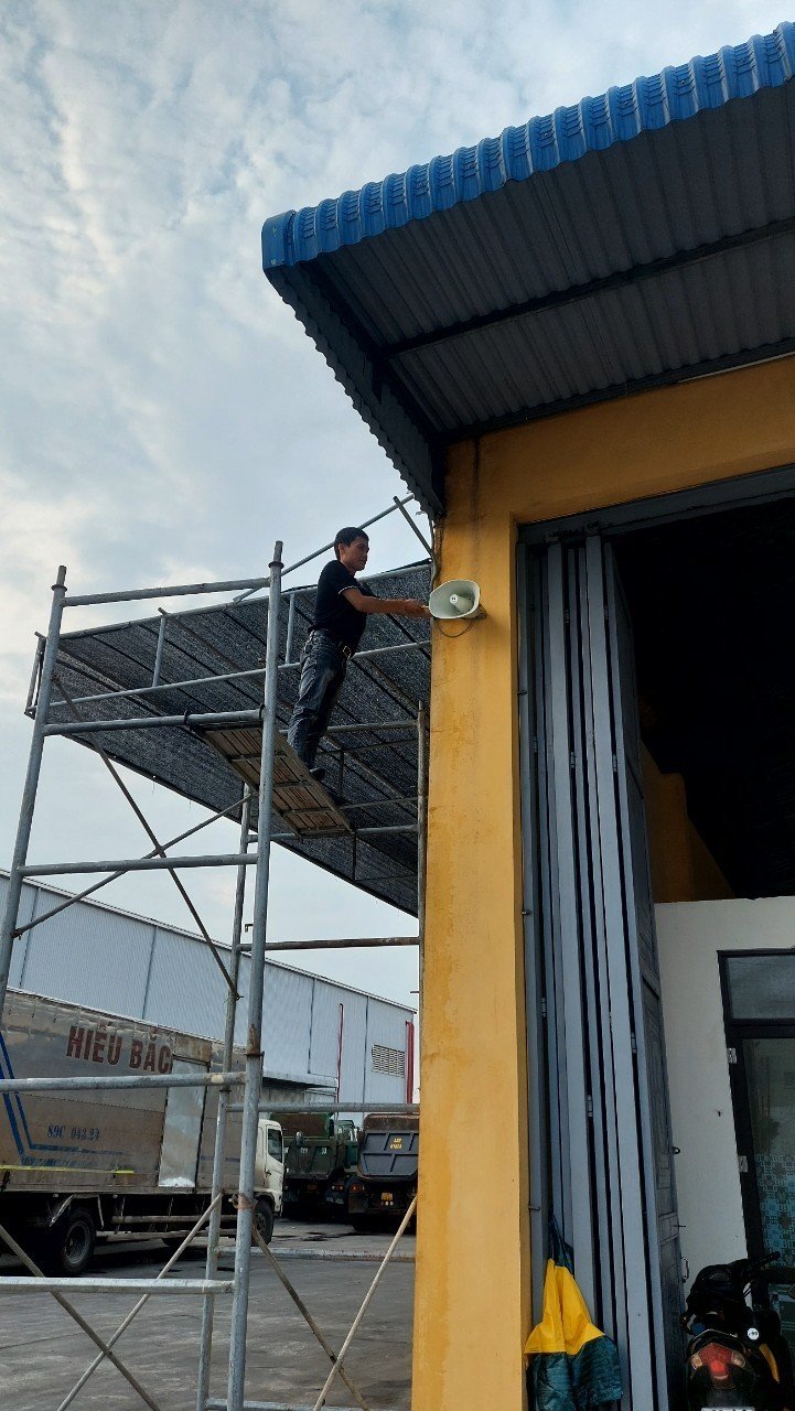 Loa nén thông báo TOA SC-630M có biến áp