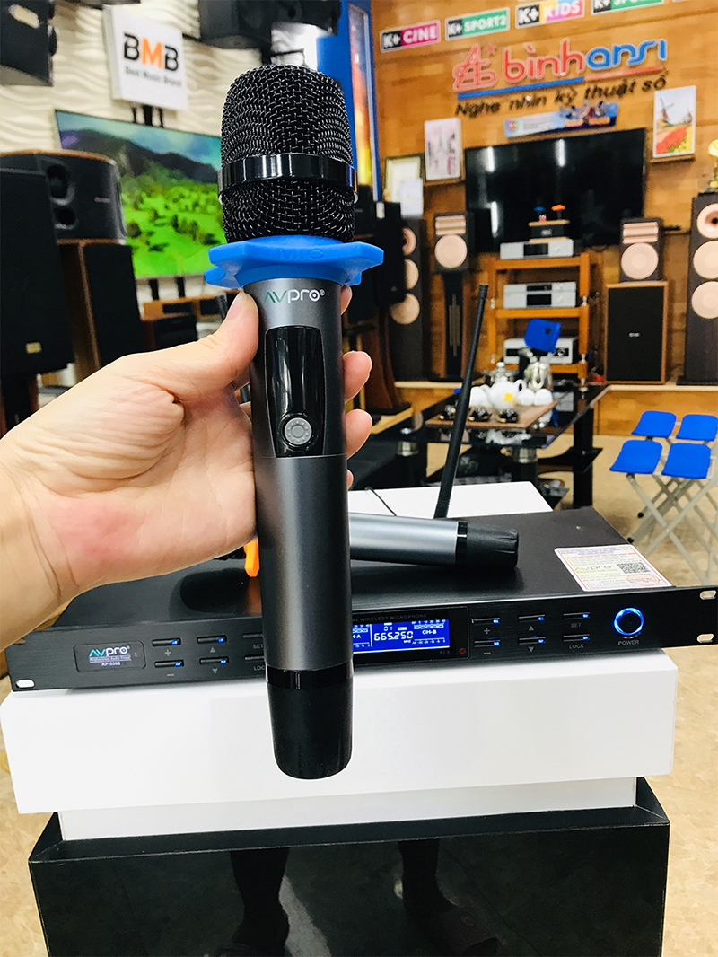 Micro karaoke không dây AVPro KP500II
