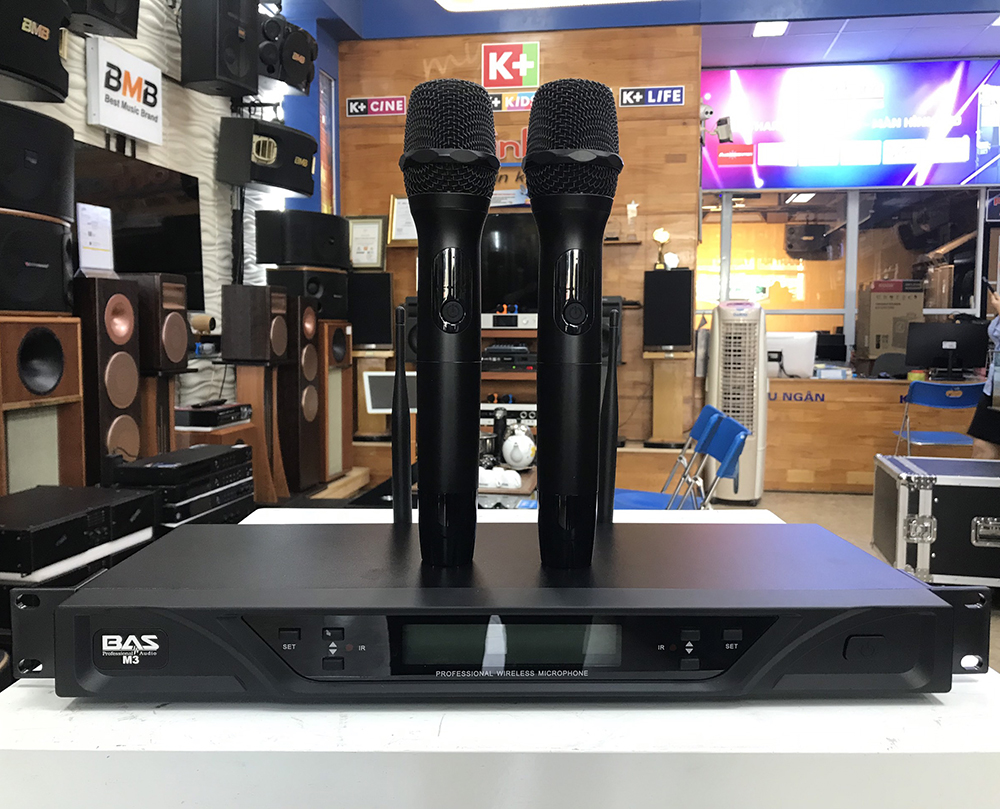 Micro karaoke không dây BAS M3