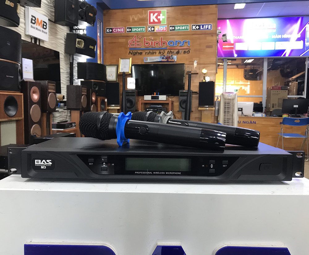 Micro karaoke không dây BAS M3