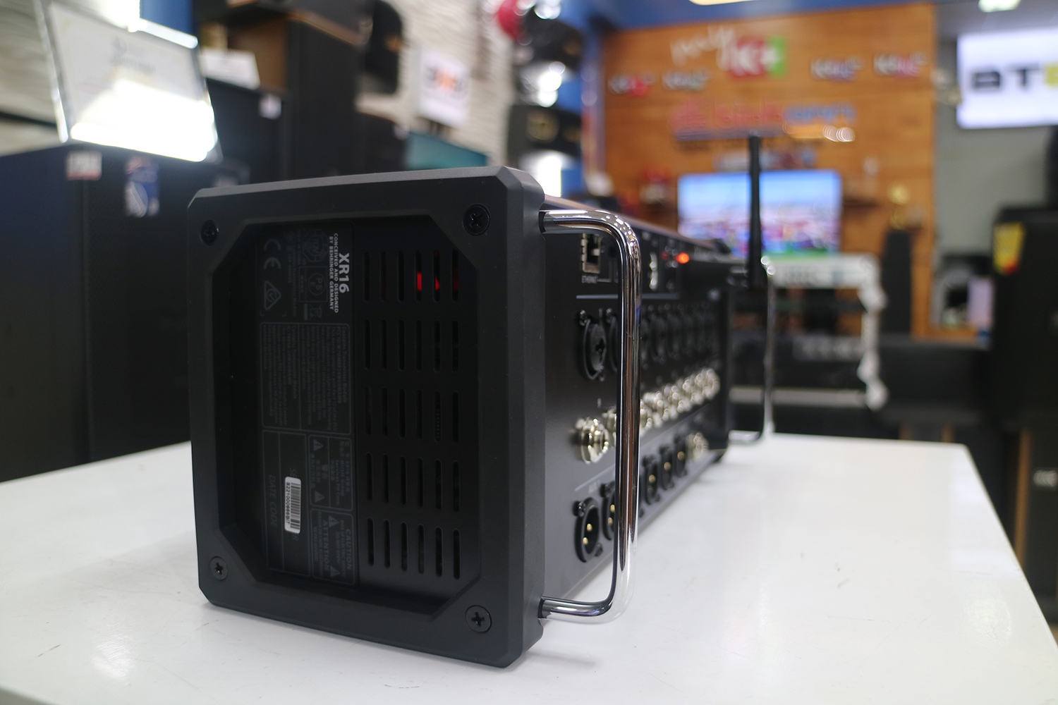 Mixer Behringer X Air XR16