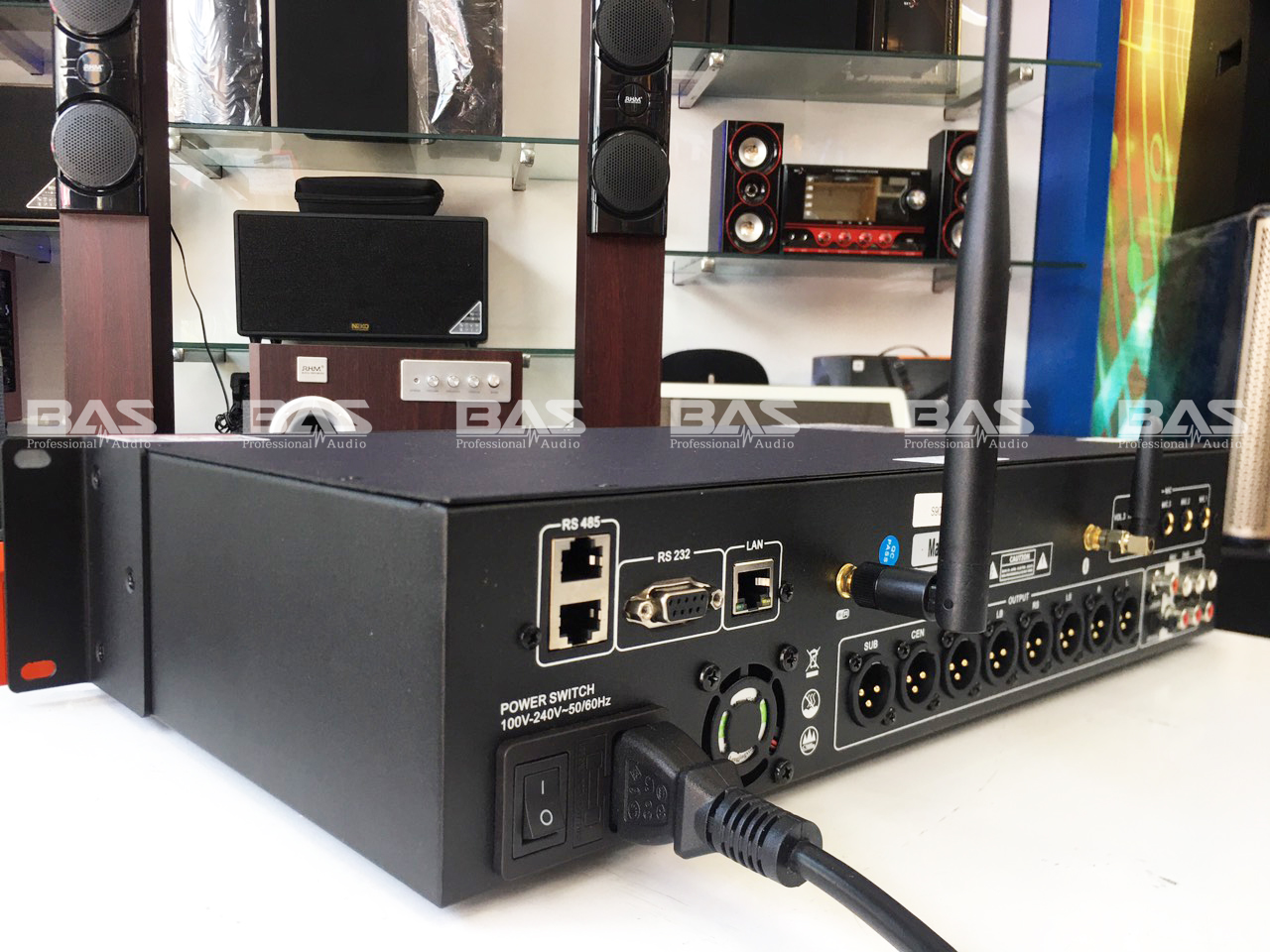 Vang số dBacoustic DB S900 tích hợp bluetooth, wifi dùng cho dàn âm thanh chuyên nghiệp