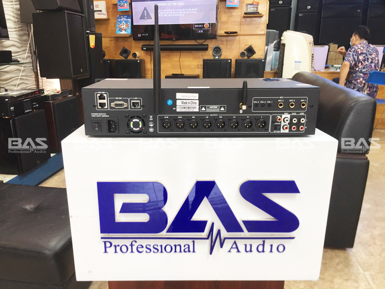 Vang số dBacoustic DB S900 tích hợp bluetooth, wifi dùng cho dàn âm thanh chuyên nghiệp