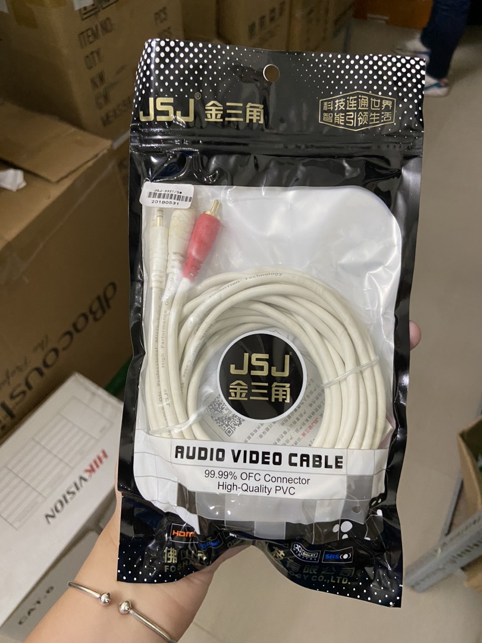 Dây audio 3.5 ra 2AV chính hãng (1,8m 3m 5m 10m)