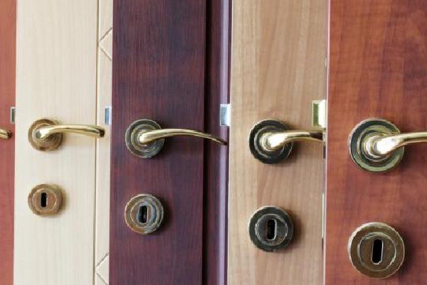 Các loại chất liệu cửa nhà phổ biến