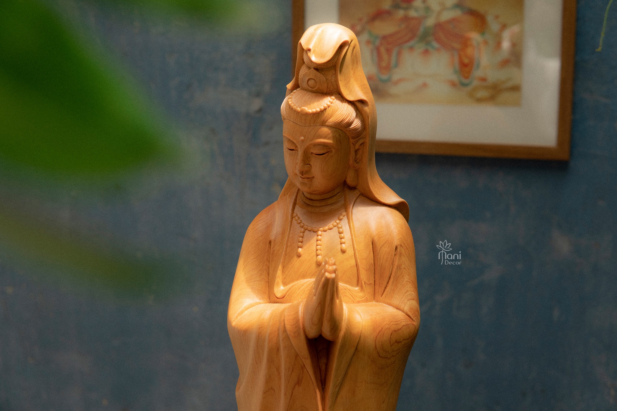 Tôn tượng Quan Âm Chắp Tay