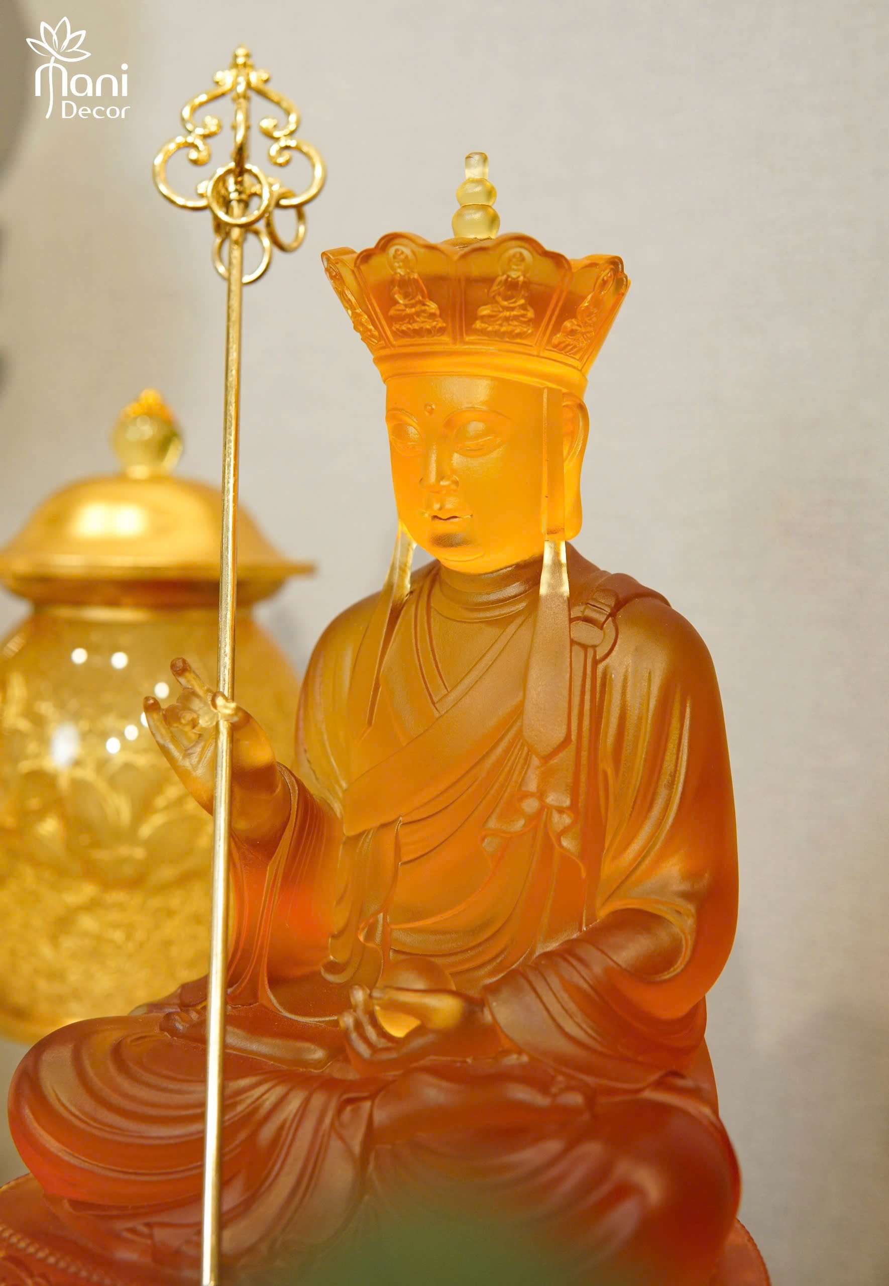 Đức Địa Tạng lưu ly