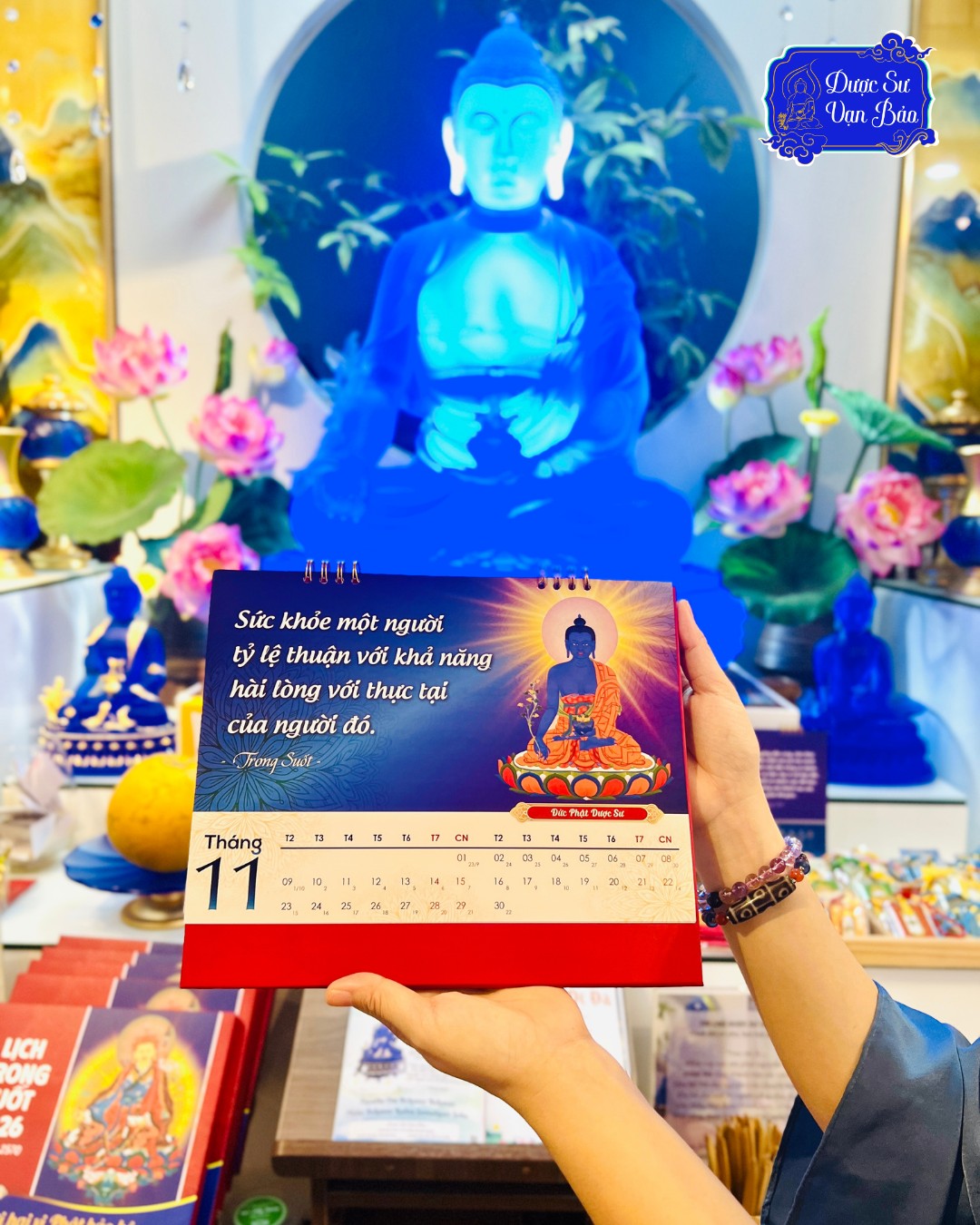 Lịch Trong Suốt Để Bàn 2026