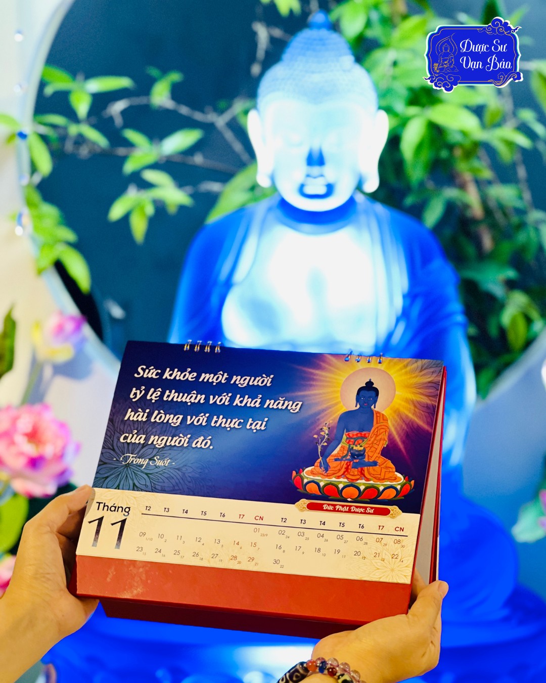 Lịch Trong Suốt Để Bàn 2026