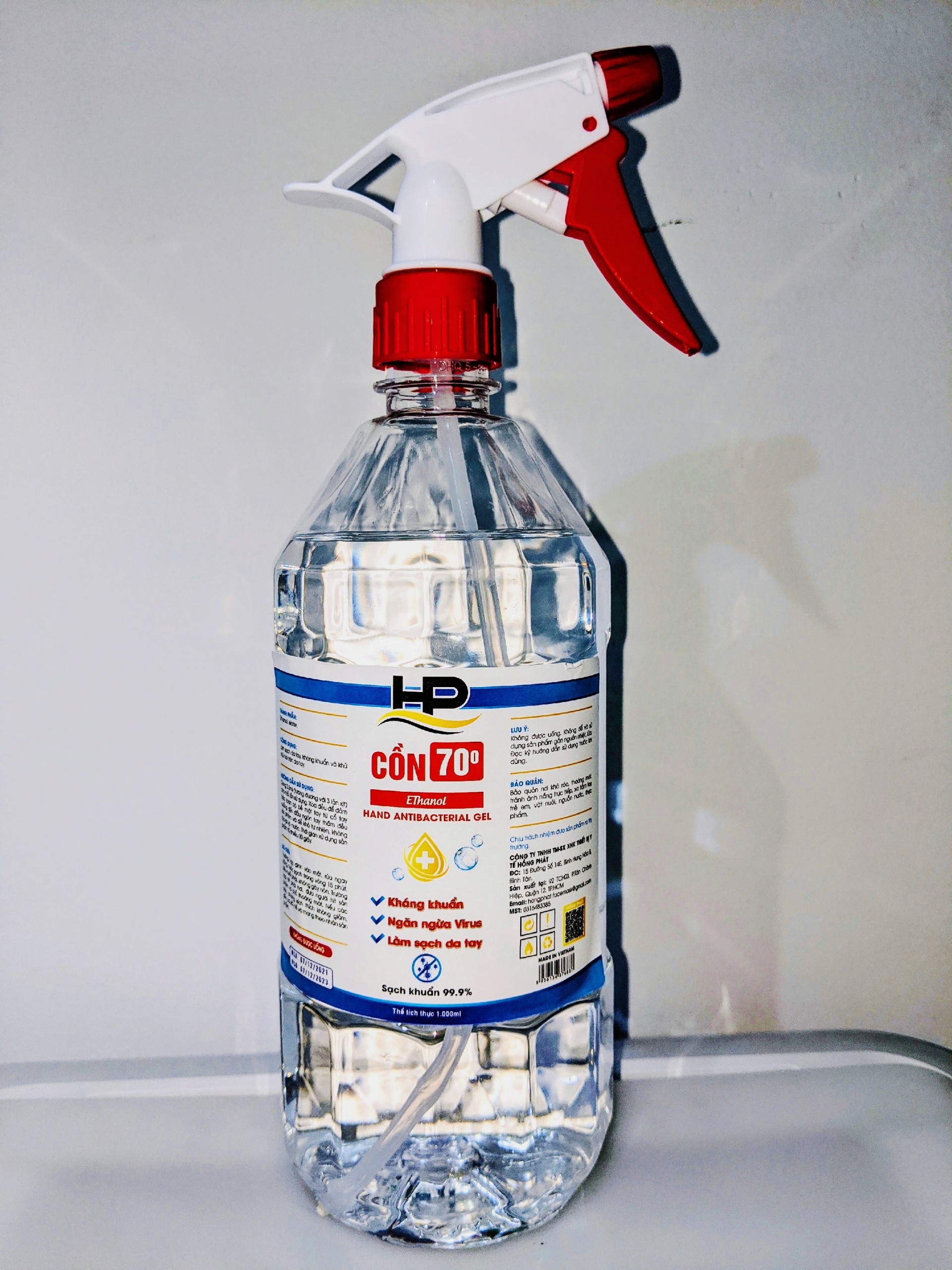 CỒN 70 ĐỘ VP LOẠI 1 LÍT CÓ VÒI