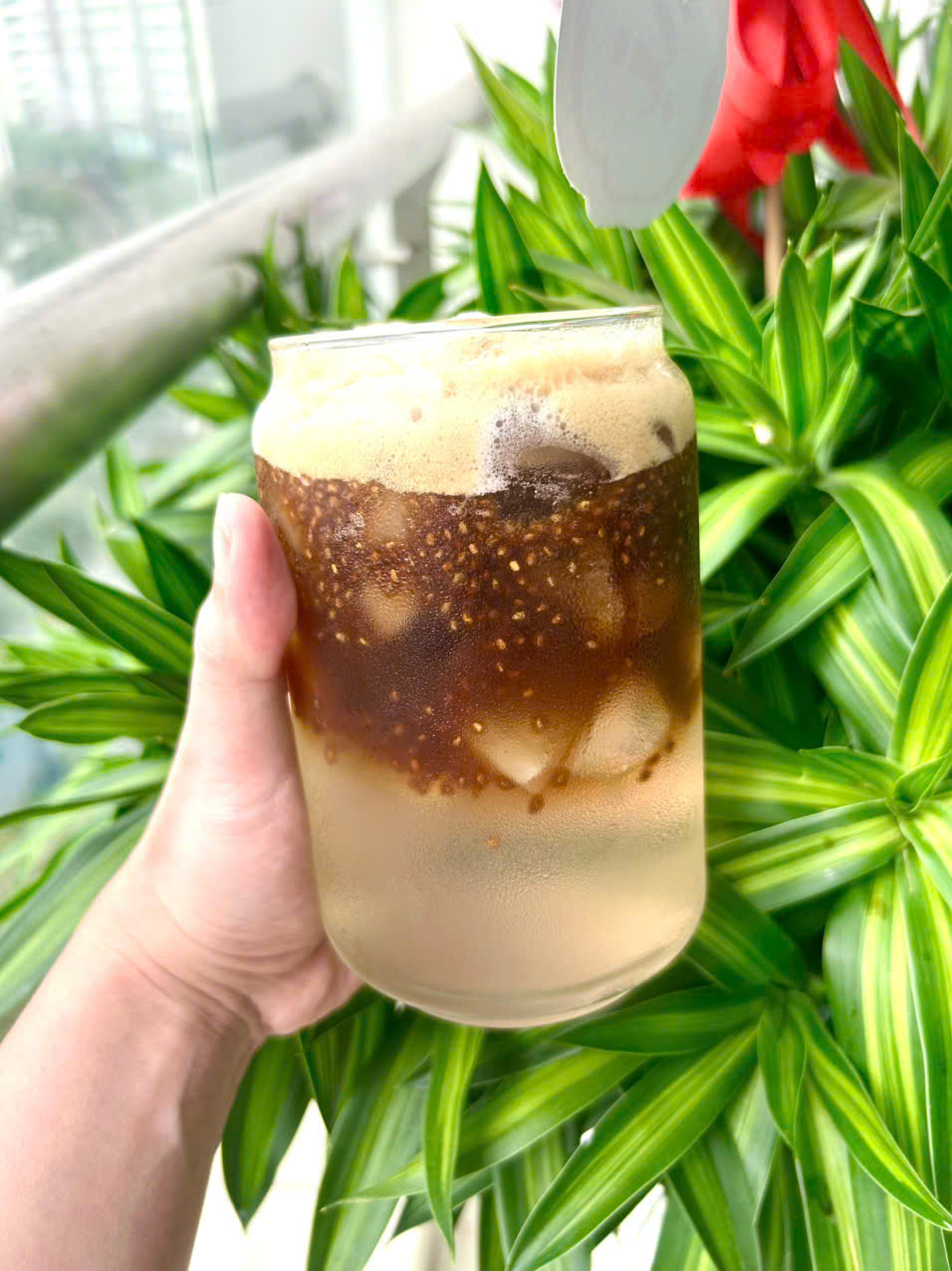 Công Thức Cà Phê Thâm Hụt Calo (Kèm Thực Đơn Keto)