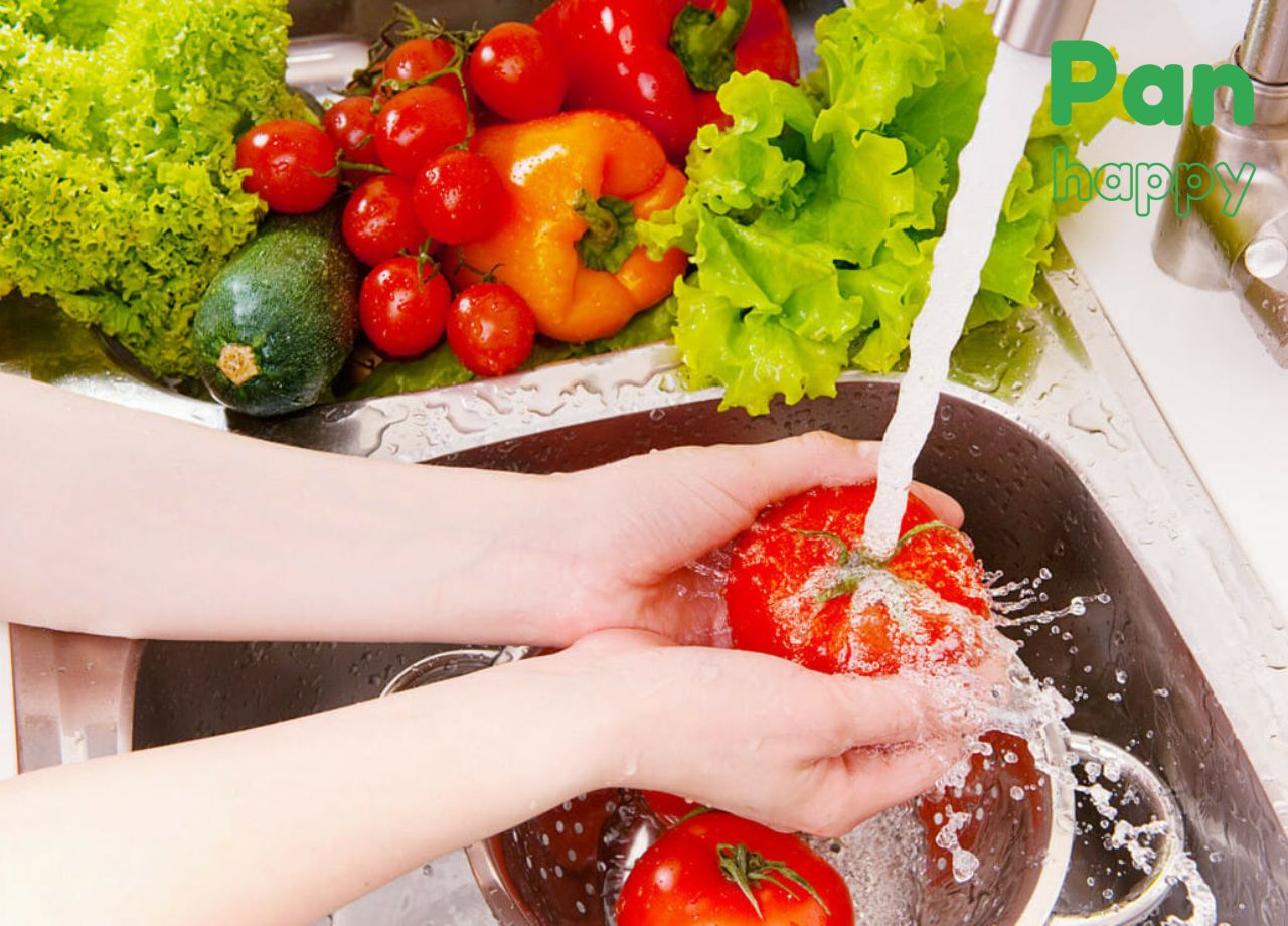 Bạn có đang rửa thức ăn đúng cách?