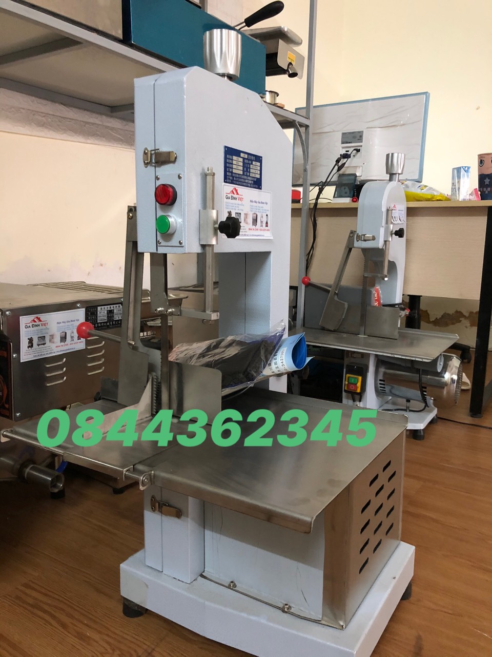 MÁY CƯA XƯƠNG RC260