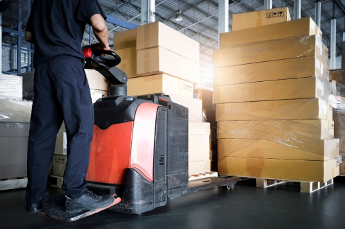 Xe nâng tay điện dùng trong nhà kho