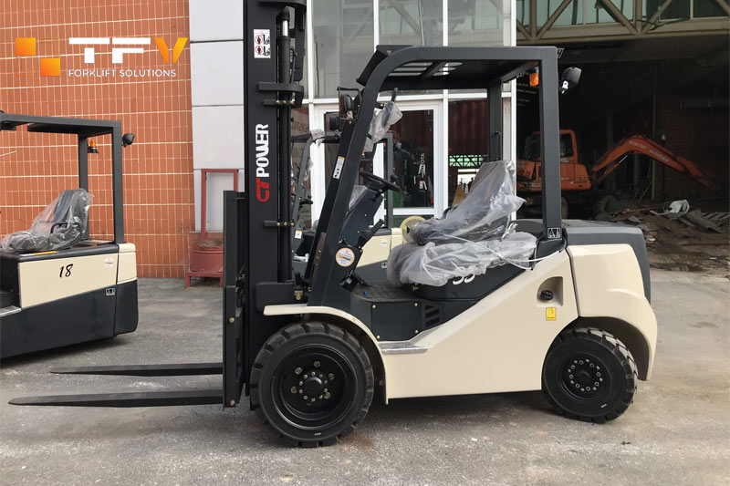 Xe nâng CT Power hiệu suất cao, vận hành linh hoạt