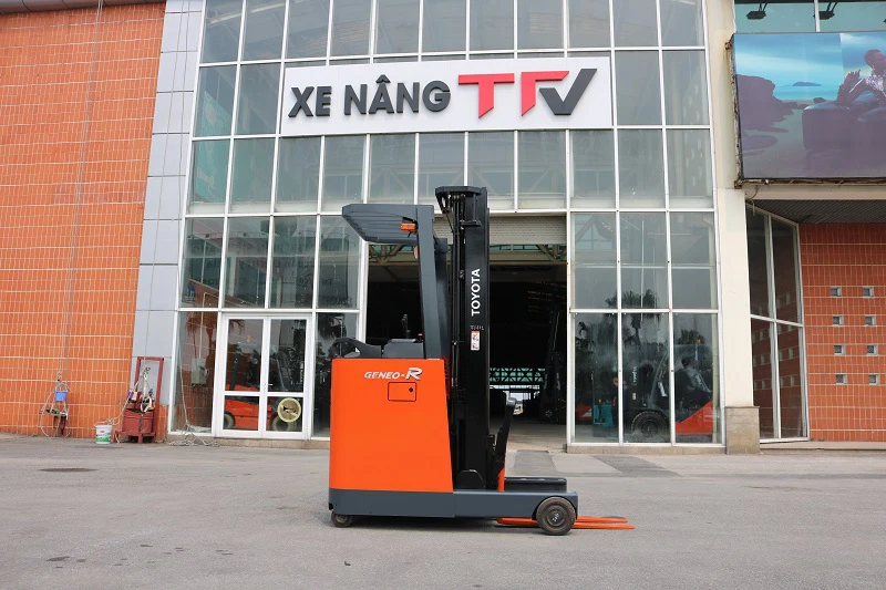 Xe nâng điện Reach Truck 1.5 tấn tại TFV