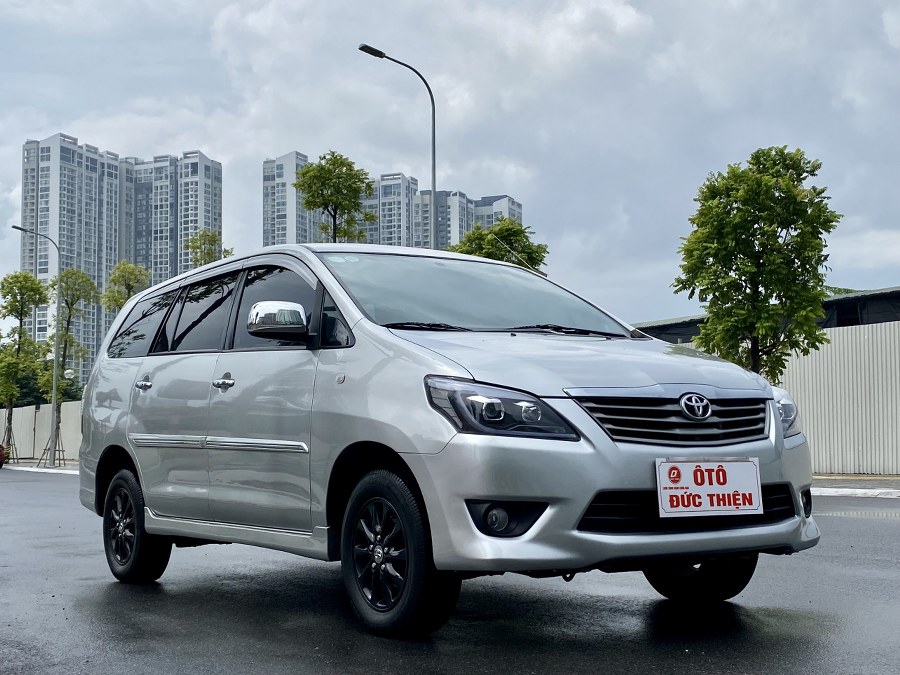 Giá bán xe Toyota Innova cũ kinh nghiệm mua Innova cũ trả góp giá rẻ