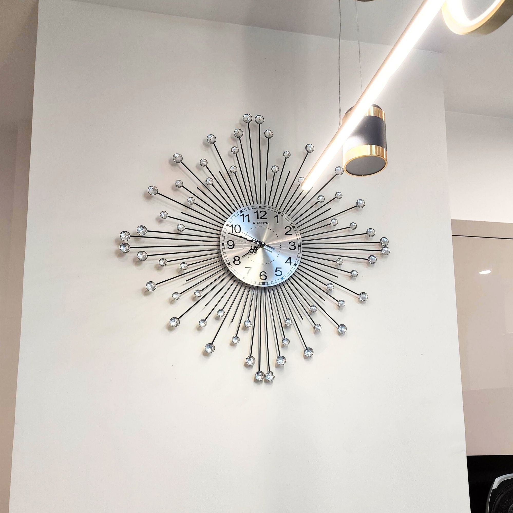 Đồng hồ treo tường 1918