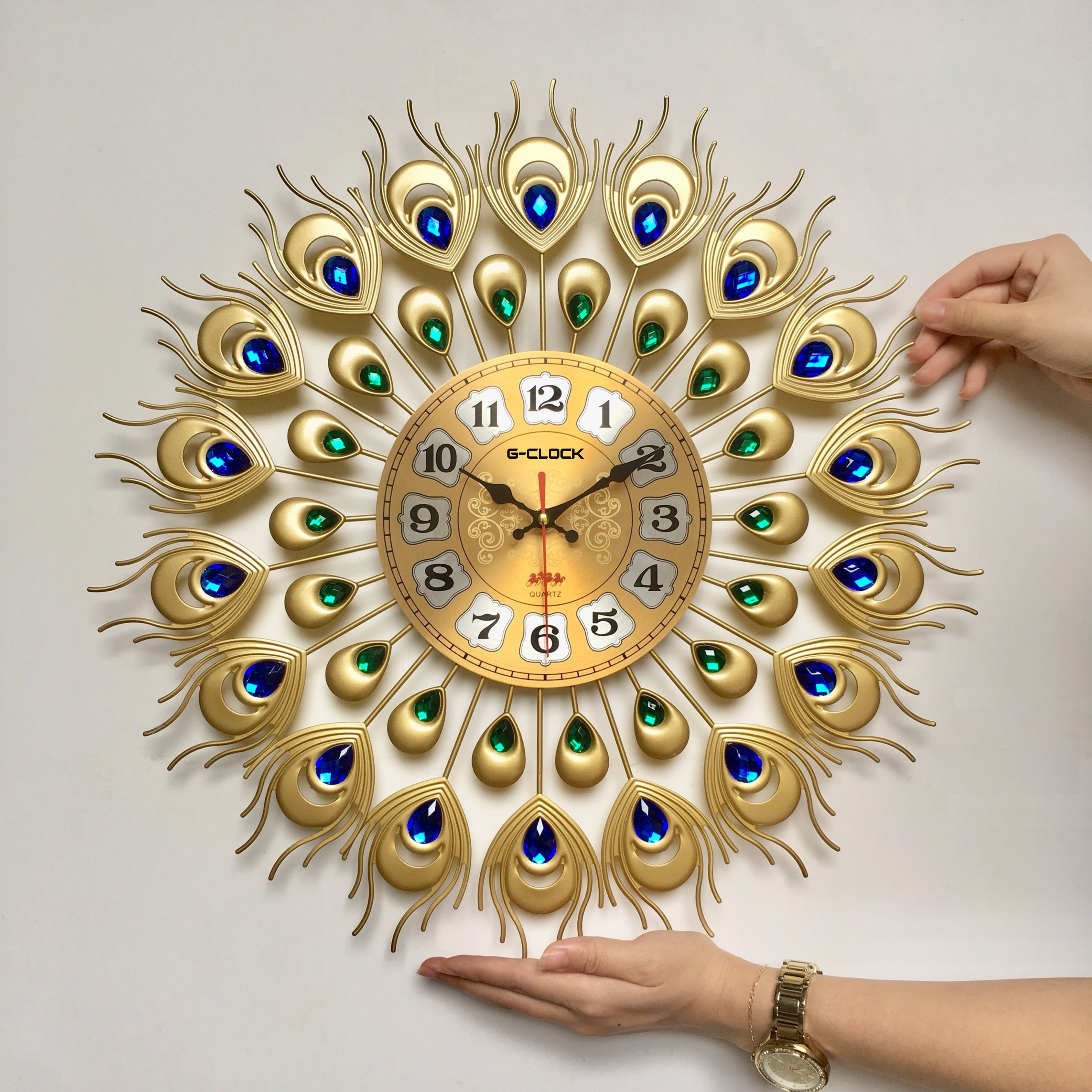 Đồng hồ treo tường 2106