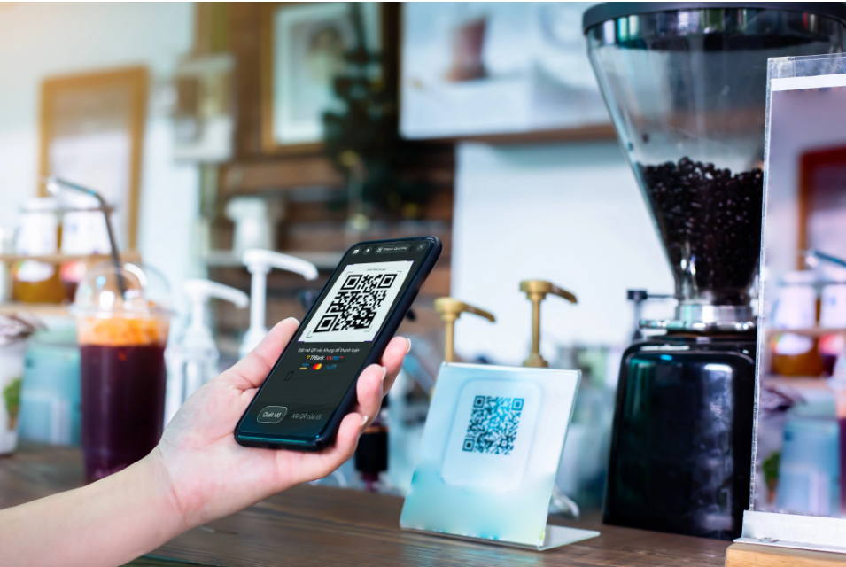 Dán đè mã QR tại các cửa hàng - Chiêu thức lừa đảo mới chủ kinh doanh nên cẩn trọng Dán đè mã QR tại các cửa hàng - Chiêu thức lừa đảo mới chủ kinh doanh nên cẩn trọng