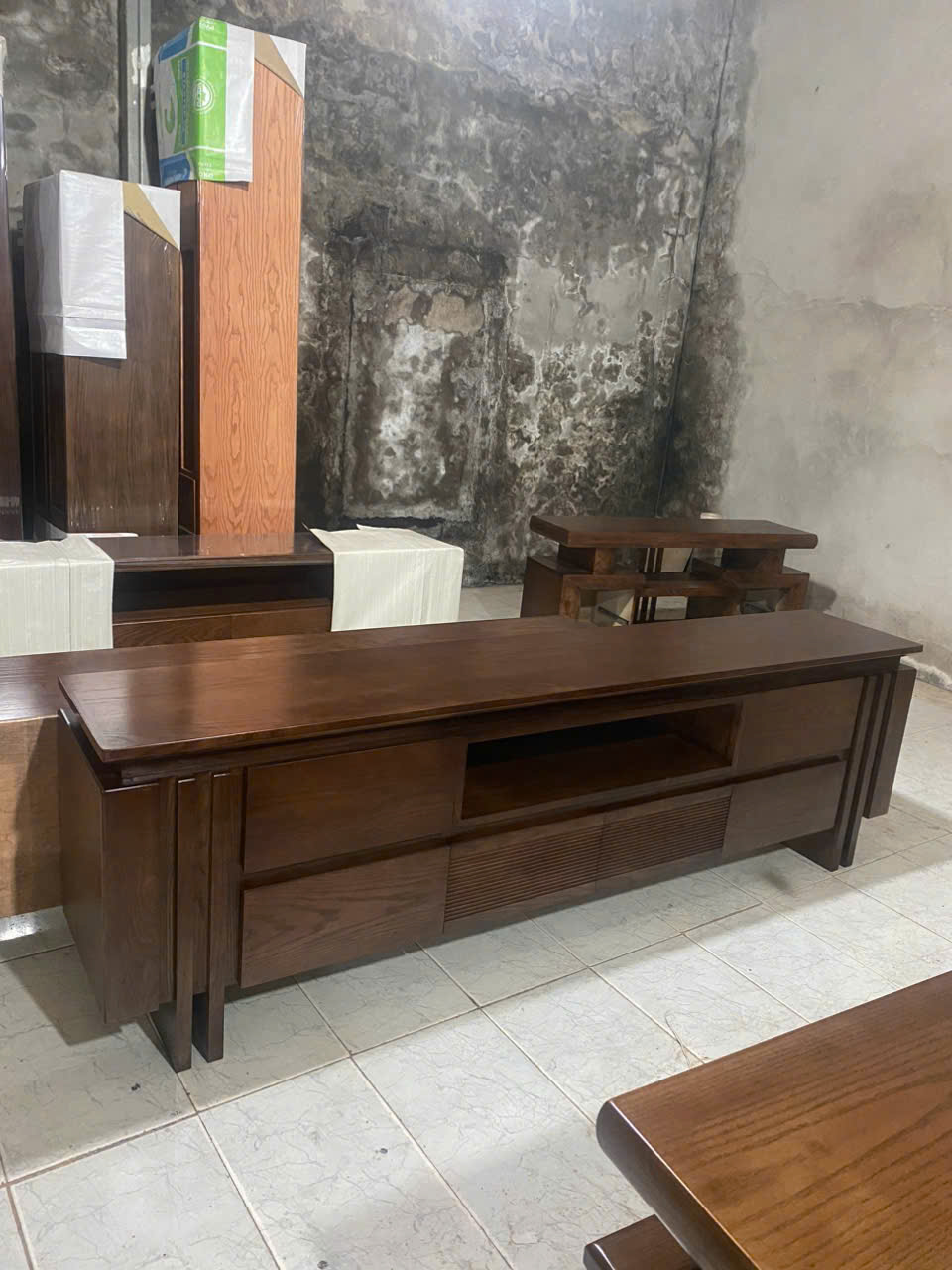 Kệ tivi phong cách hiện đại
