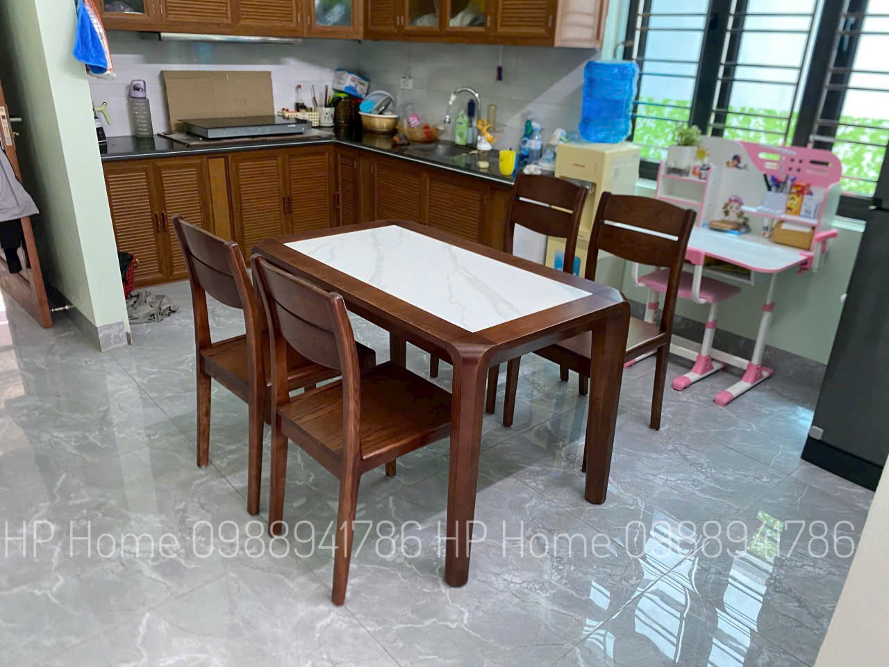 BÀN ĂN GỖ SỒI MẶT ĐÁ