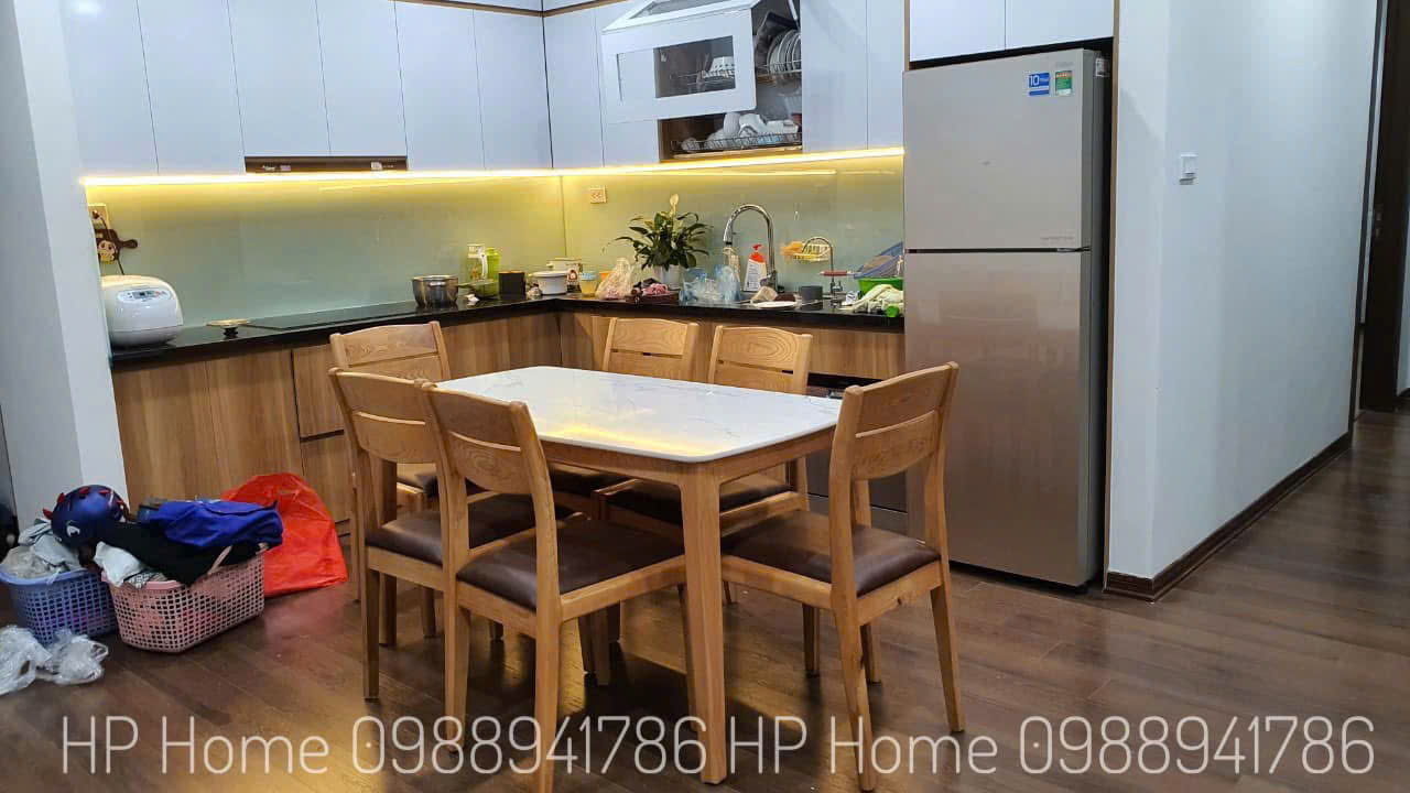 BÀN ĂN MẶT ĐÁ 6 GHẾ( CÓ ĐỆM )