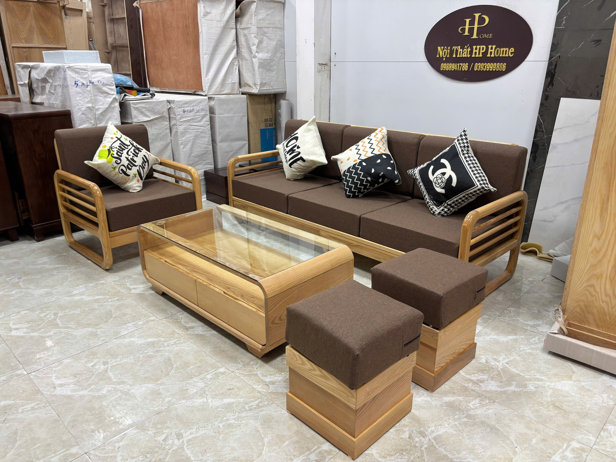 Sofa nan 5 chi tiết màu sáng kèm đệm nỉ nâu