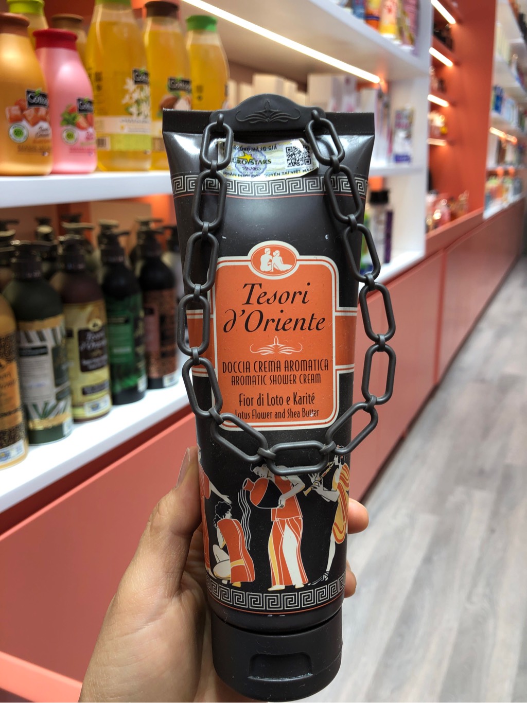 Sữa Tắm Tesori 500ml hoa sen