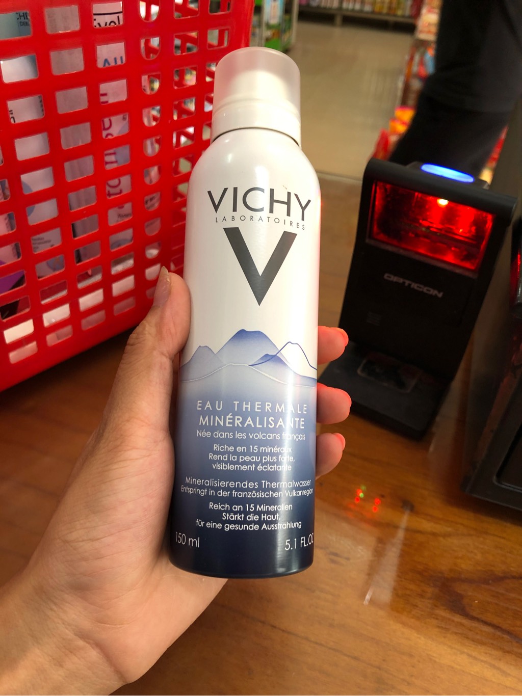Xịt khoáng vichy 150ml