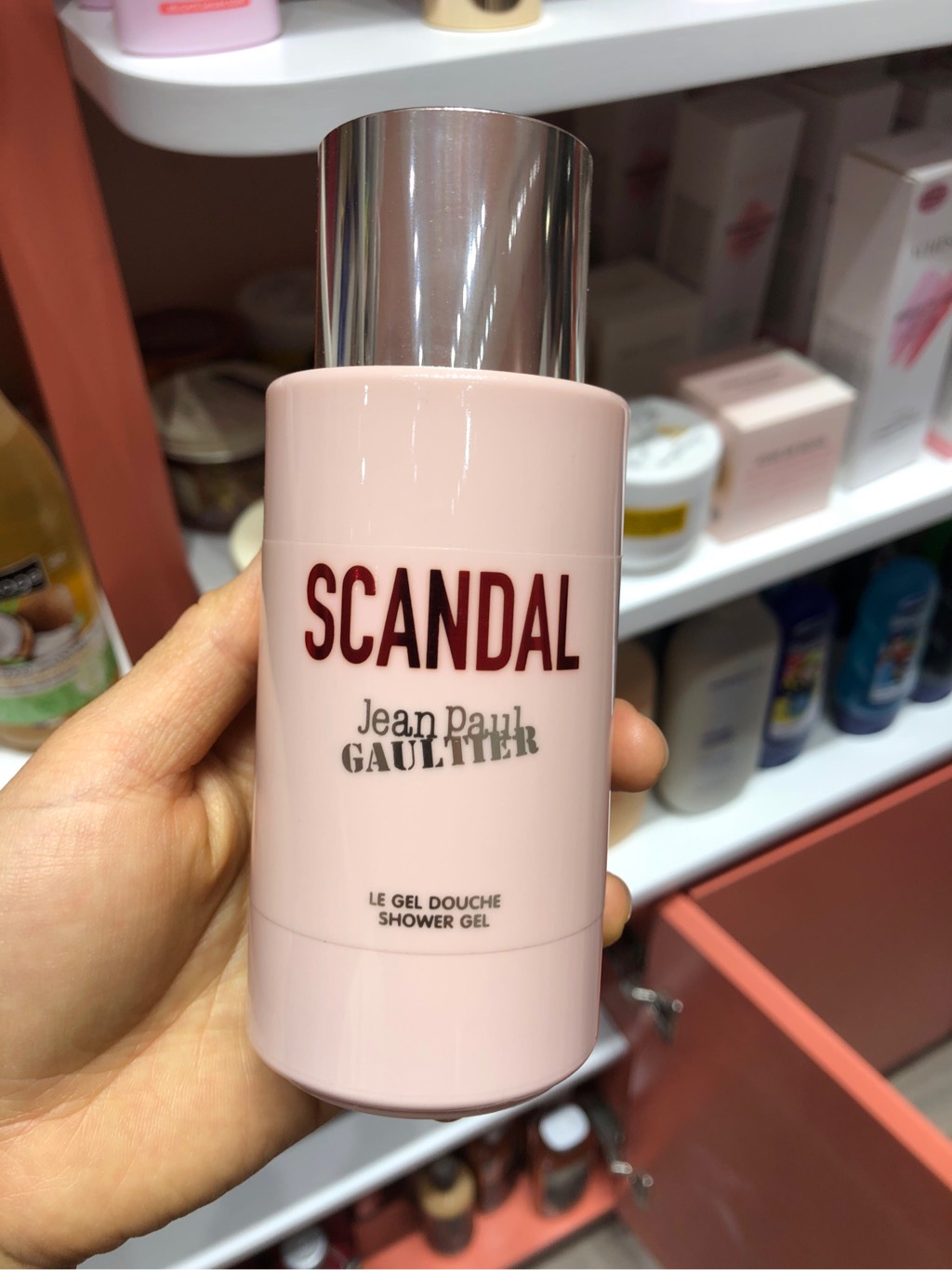 SỮA TẮM SCANDAL