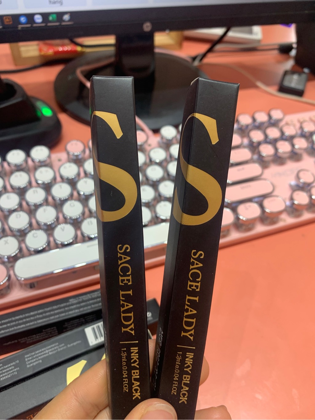 kẻ mắt Sace lady nâu 02