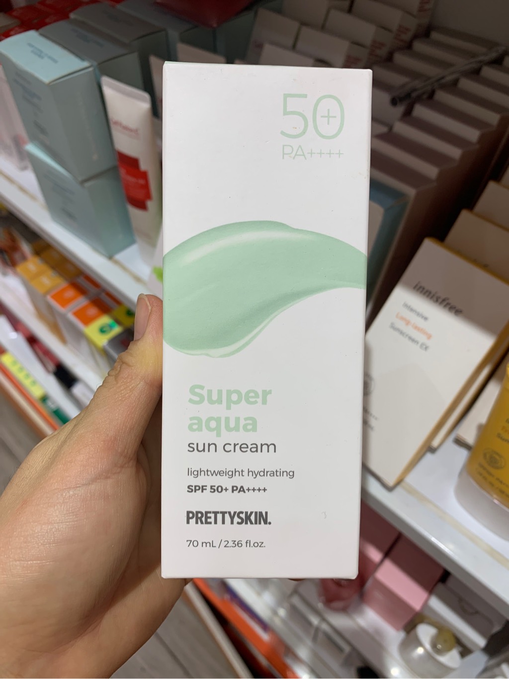 KEM CHỐNG NẮNG PRETTSKIN XANH