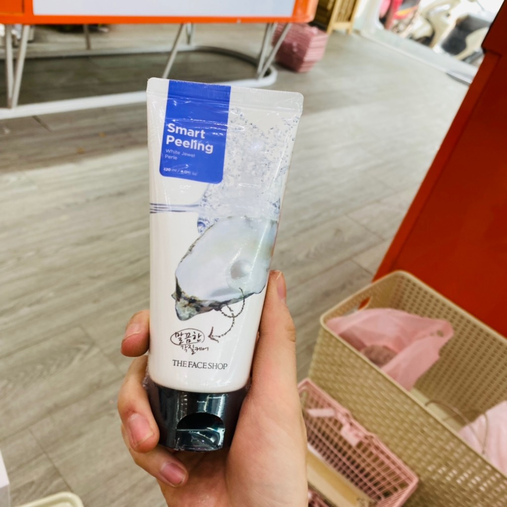 Tẩy Da Chết The Face Shop Ngọc Trai