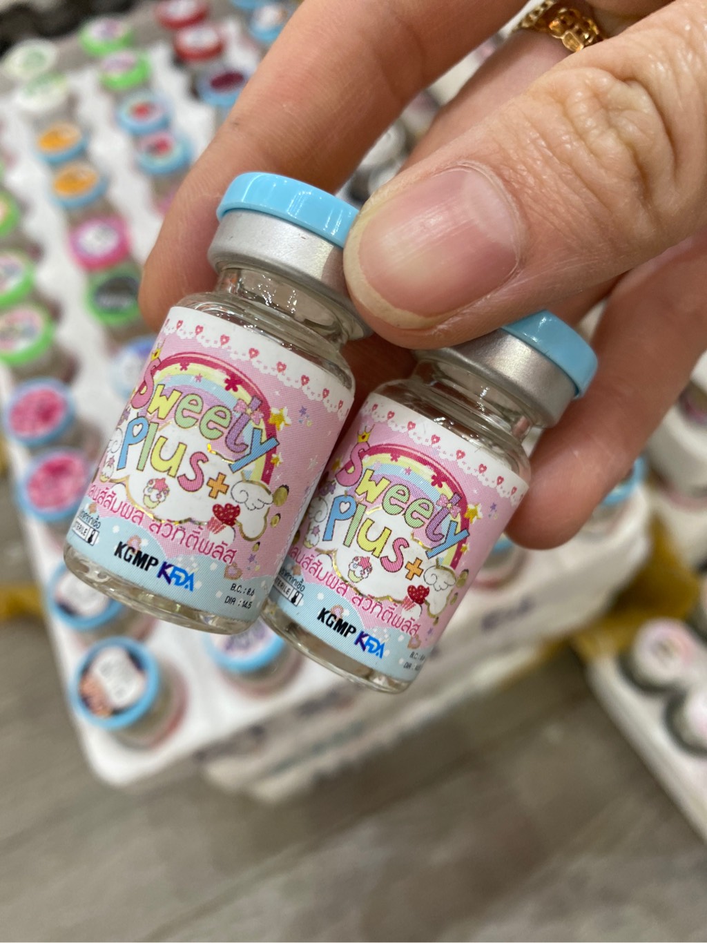 Len’s mắt thường kèm khay