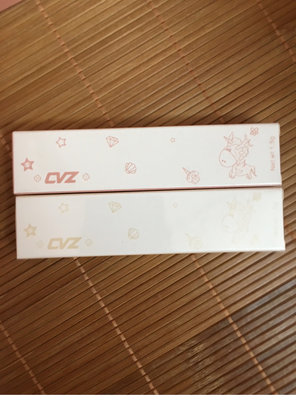 Kẻ mắt CVZ