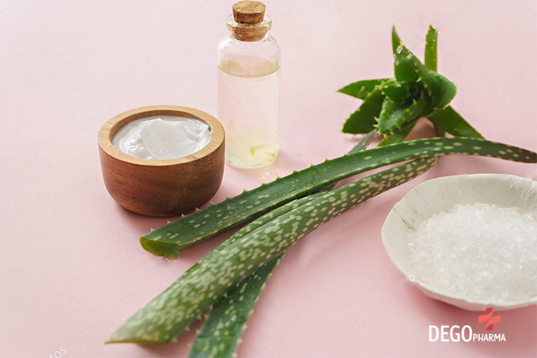 trị rụng tóc bằng nha đam	