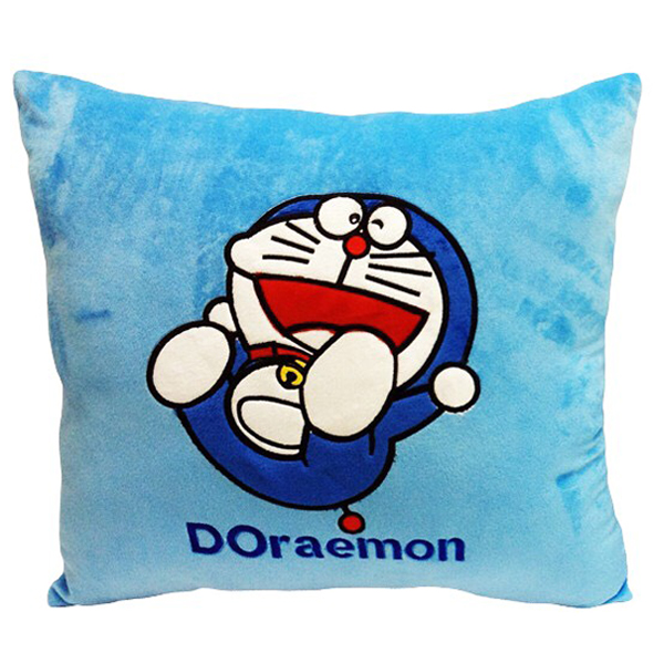 Gối vuông Doreamon nhồi bông 40cm