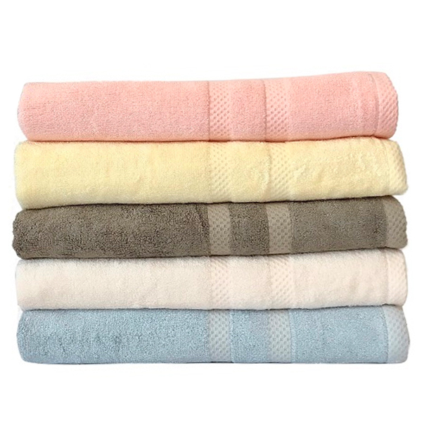 Khăn tắm sợi tre Sbaby 70x130cm (giao màu ngẫu nhiên)