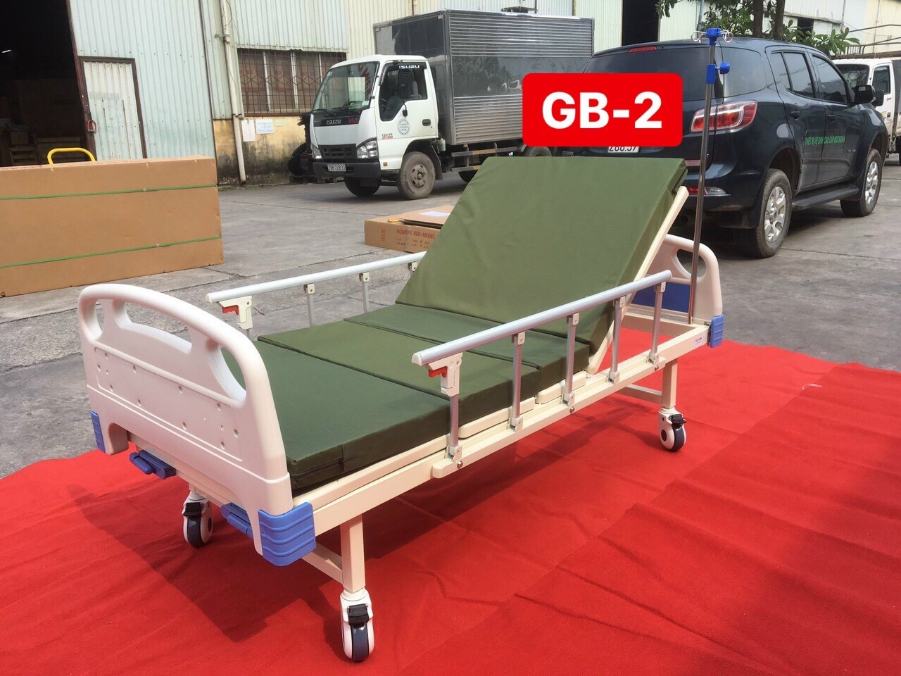 giường y tế 2 tay quay Lucass GB-2