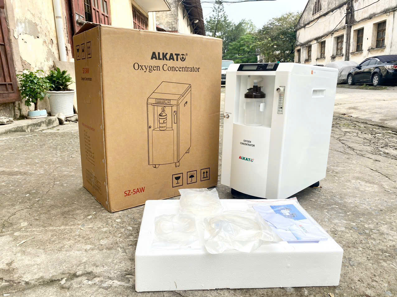 cho thuê máy tạo oxy dung tích 5l,10l