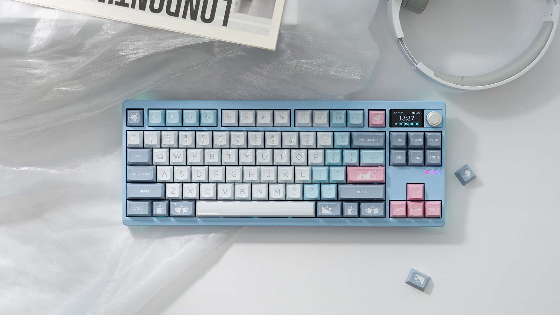 [In Stock] Zoom TKL DYNA - Sky Blue