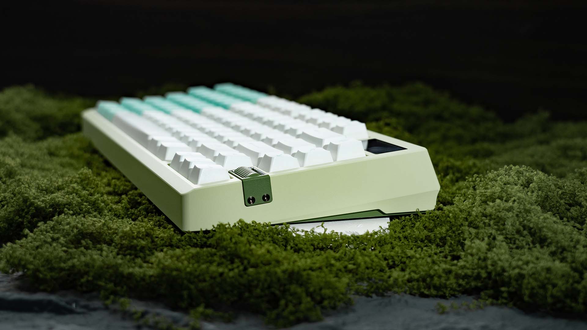 [In Stock] Zoom75 Tiga - Milky Green